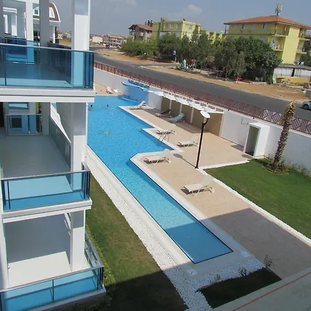 Apartment Aqua Garden Side